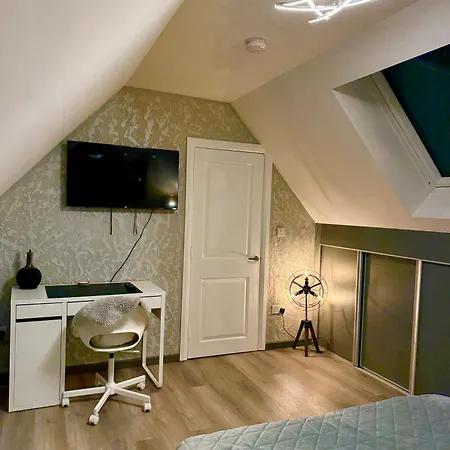 Country Haven Comfy & Sleek * 基尔代尔